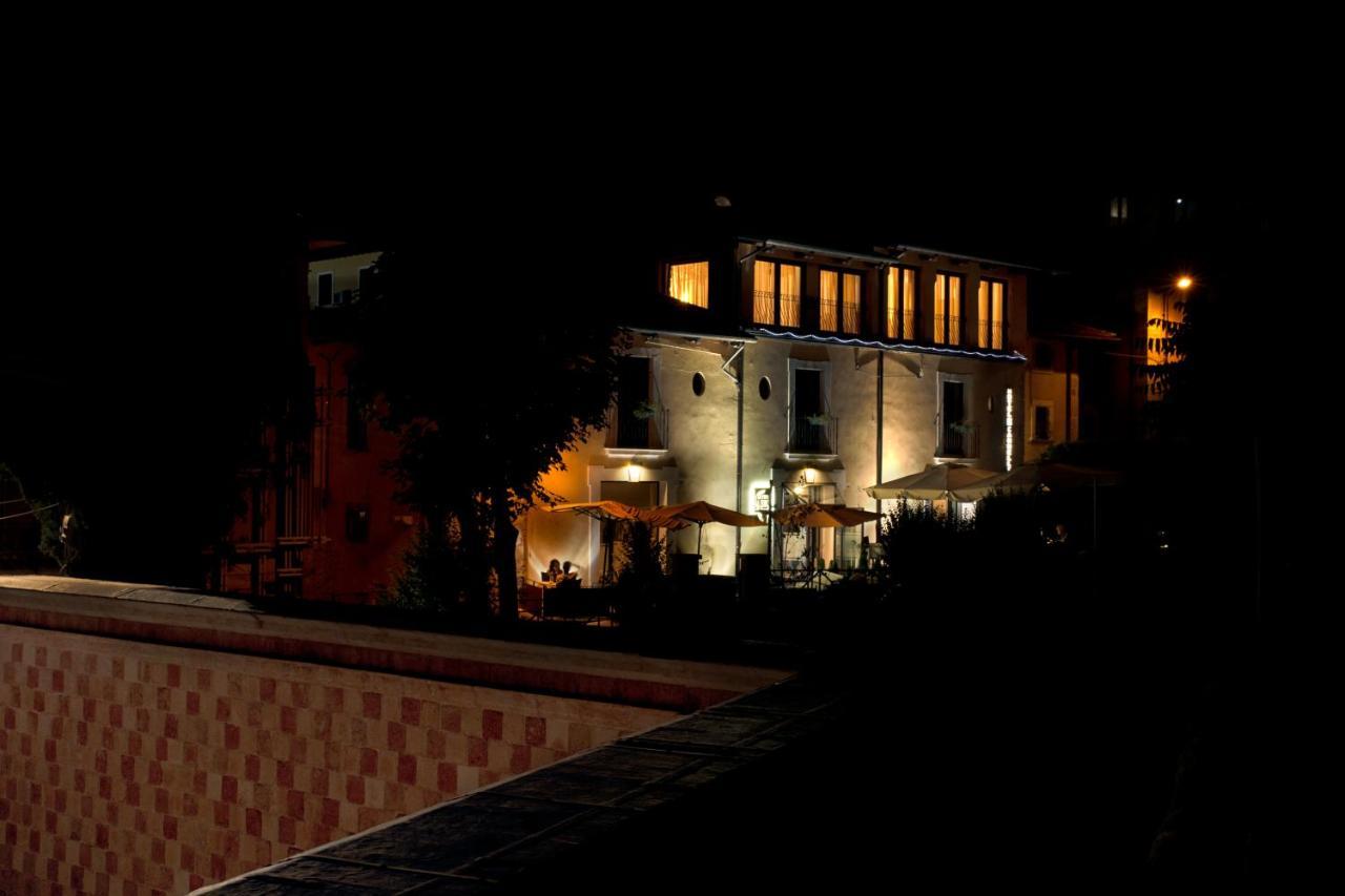 Hotel 99 Cannelle L'Aquila Eksteriør billede